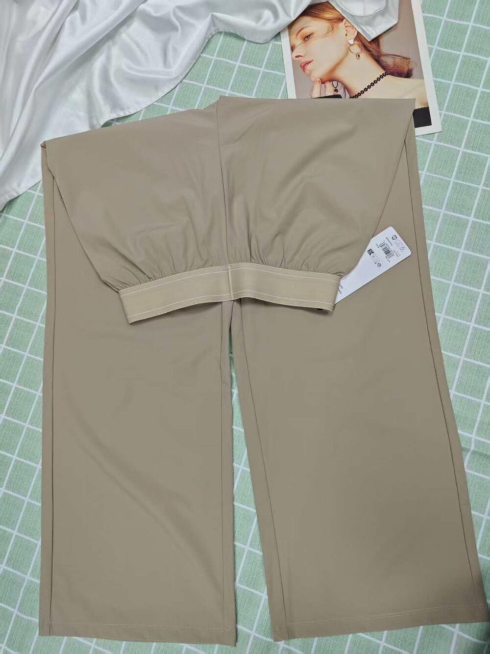 NWT💼😀ALO Yoga Suit Up Trouser Gravel | Office Chic Wide Leg Pants (Regular) - Picture 7 of 9